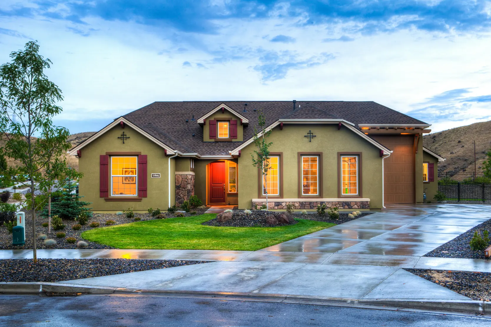 house at Maplewood Drive, Willow Creek, photo 5